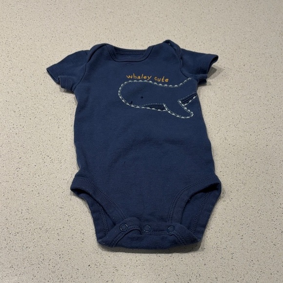 Carter’s 4 piece bundle, 0-3 months - Picture 6 of 6